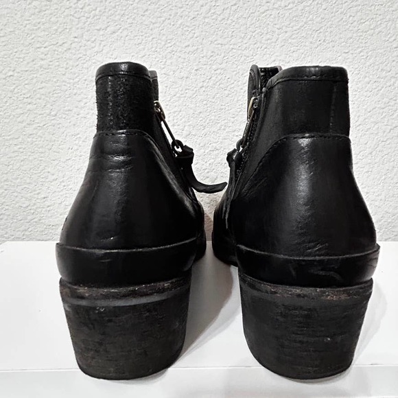 UGG Penelope Ankle Boots Black Suede Leather Size 8 Bootie Sherpa Lined - Picture 10 of 13